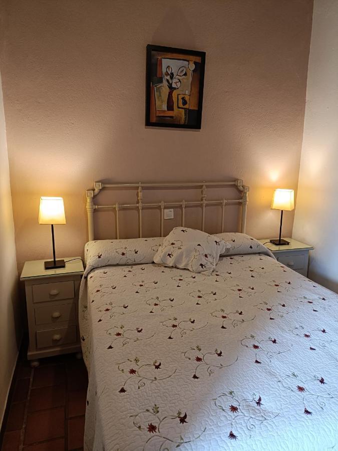Casitas De Higuera * Higuera De La Sierra (Huelva)